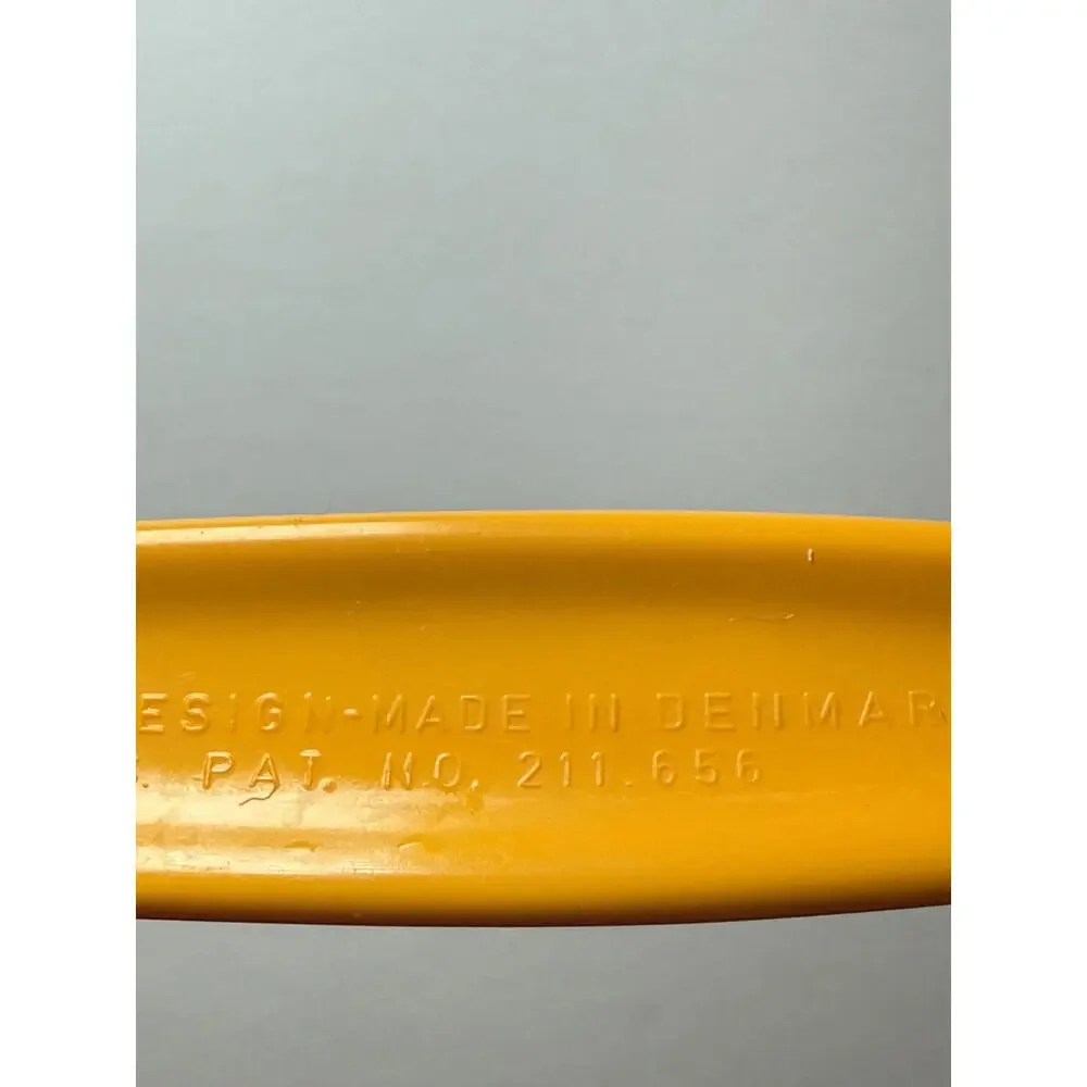 Vintage MCM Mepal Melamine Rosti Design Made in Denmark Yellow‎ Spatula Kitchen